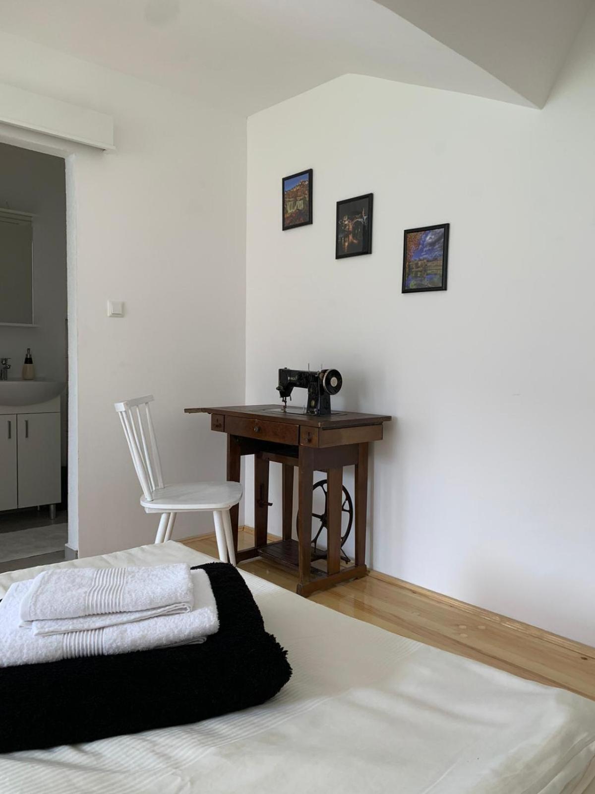 Sobe Zizi Bed & Breakfast Jajce Eksteriør bilde