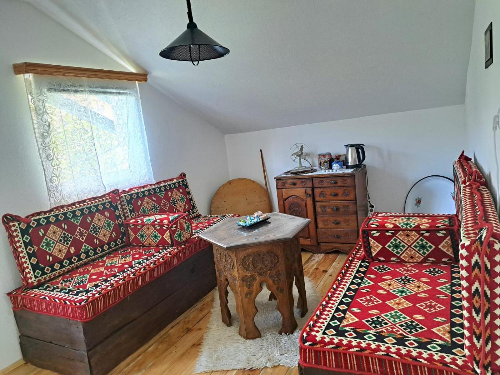 Sobe Zizi Bed & Breakfast Jajce Eksteriør bilde