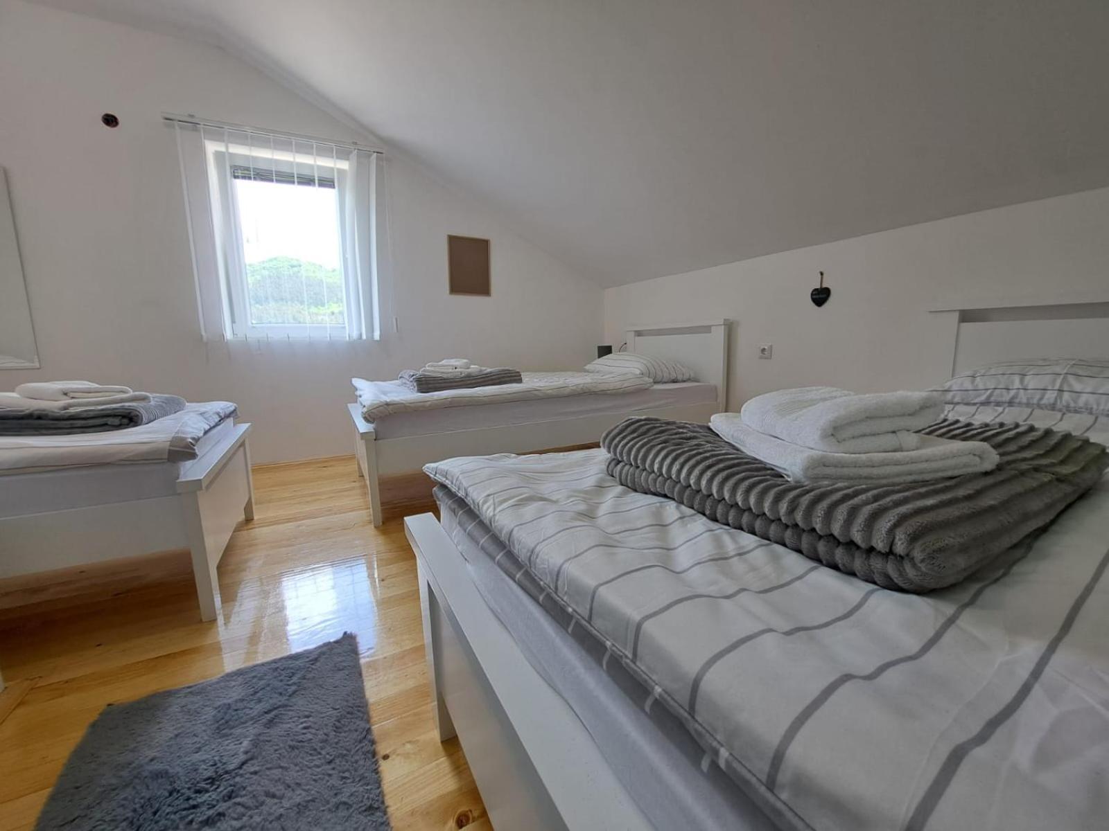 Sobe Zizi Bed & Breakfast Jajce Eksteriør bilde
