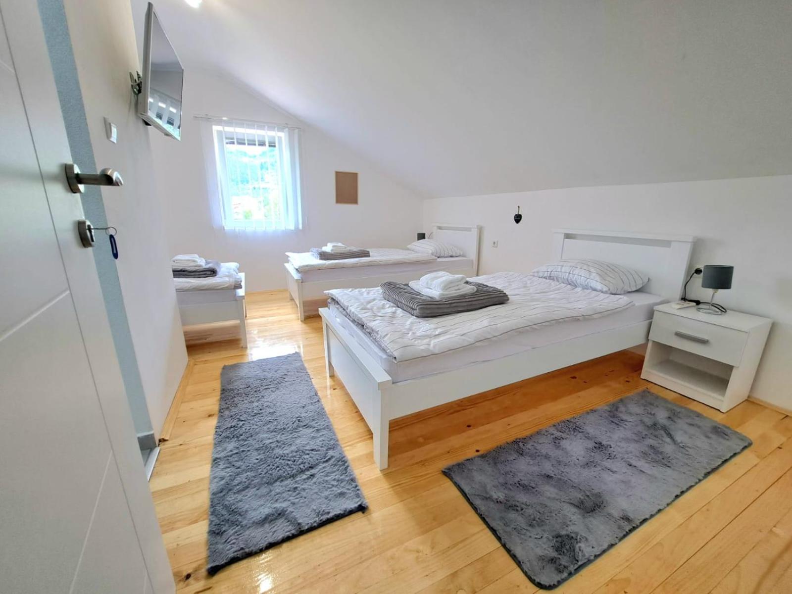 Sobe Zizi Bed & Breakfast Jajce Eksteriør bilde