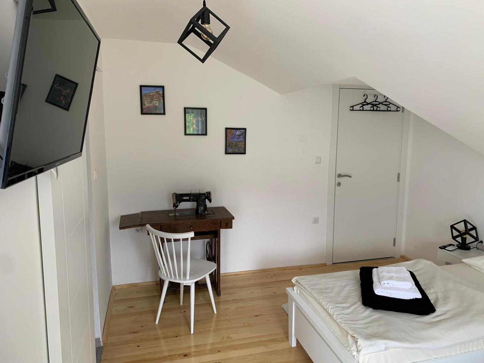 Sobe Zizi Bed & Breakfast Jajce Eksteriør bilde