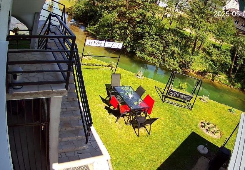 Sobe Zizi Bed & Breakfast Jajce Eksteriør bilde